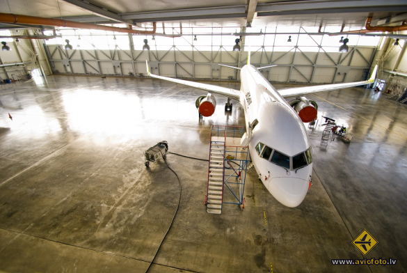 Boeing 757-256