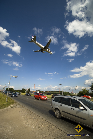 Embraer 170STD (ERJ-170-100STD)