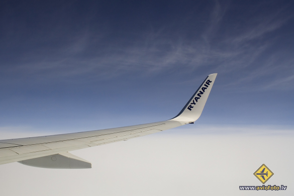 Boeing 737-8AS