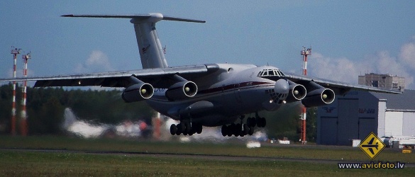 Ilyushin Il-76T