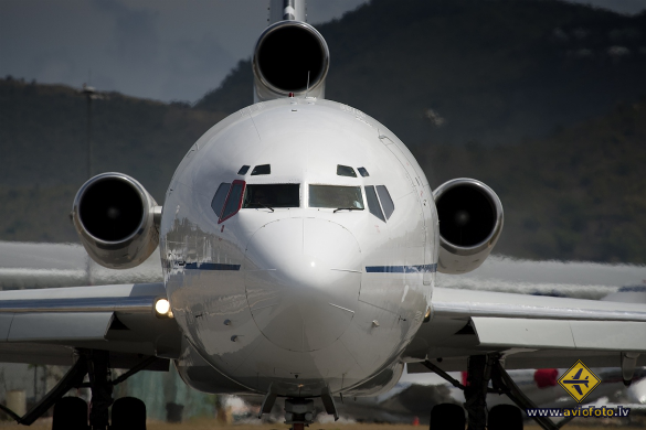 Boeing 727-2F9/Adv(F)