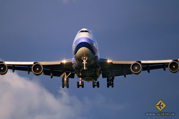 Boeing 747-400