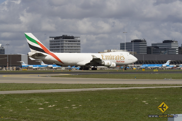 Boeing 747-47UF/SCD