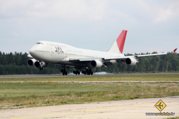 Boeing 747-446