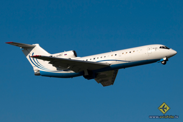 Yakovlev Yak-42D