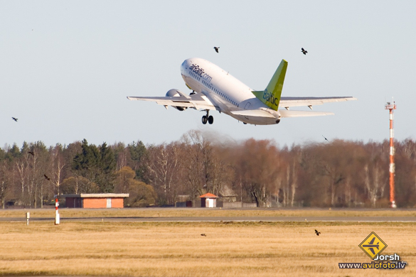 Boeing 737-522