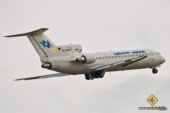 Yakovlev Yak-42D