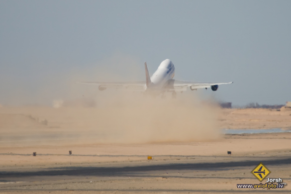 Boeing 747-219B