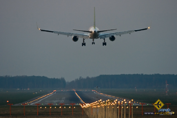 Boeing 757-256