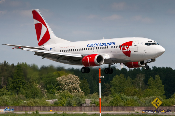Boeing 737-55S