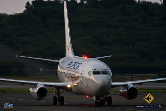 Boeing 737-230/Adv
