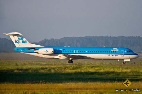 Fokker 100 (F-28-0100)