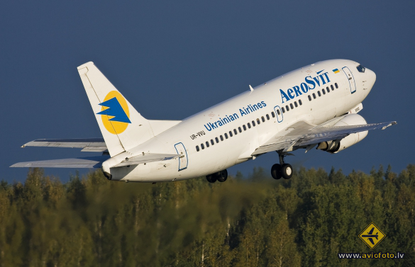 Boeing 737-5Q8