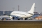 Boeing 737-548