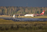 Boeing 737-8F2