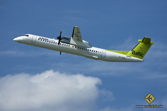 Bombardier DHC-8-402 Q400