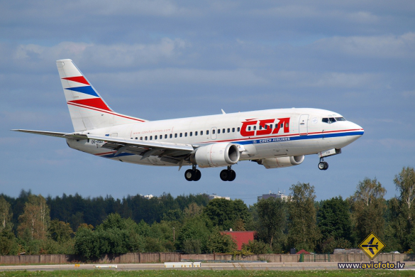 Boeing 737-55S