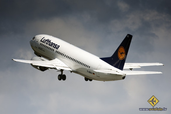 Boeing 737-330