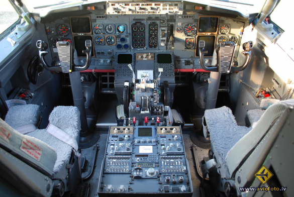 Boeing 737-522