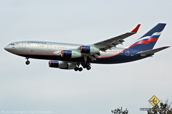 Ilyushin Il-96-300