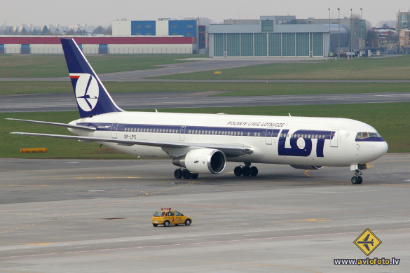 Boeing 767-306/ER