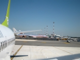 Boeing 737-548