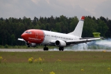 Boeing 737-3L9