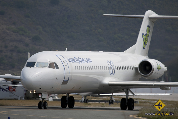 Fokker 100 (F-28-0100)
