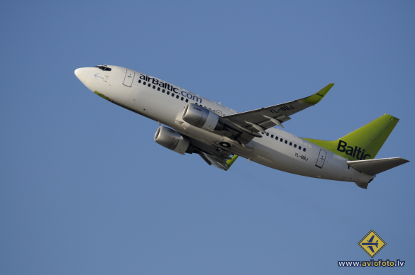 Boeing 737-36Q