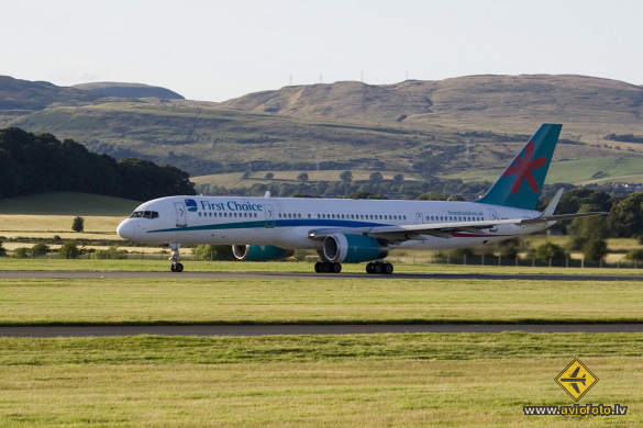 Boeing 757-236