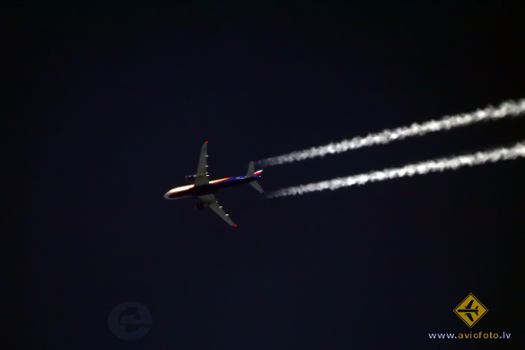 Airbus A320-214