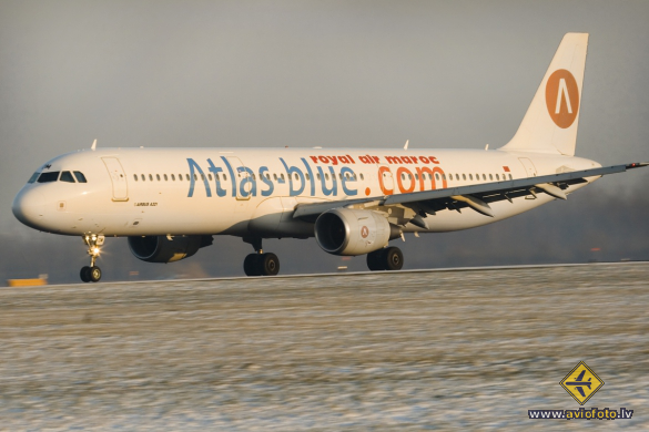 Airbus A321-211