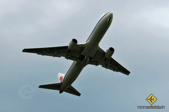 Boeing 767-332/ER