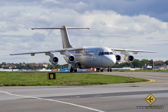BAE Systems Avro 146-RJ100