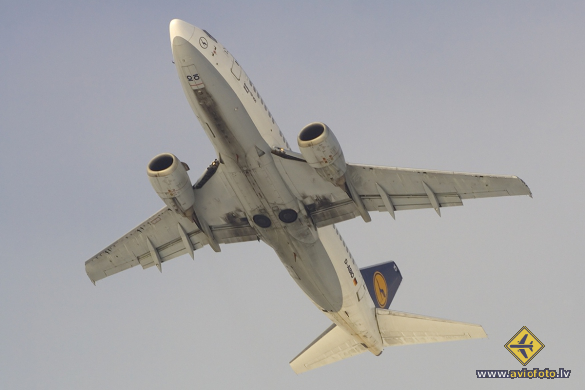 Boeing 737-530