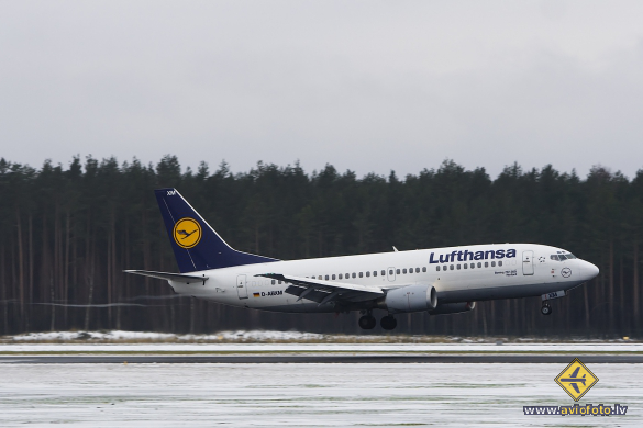Boeing 737-330