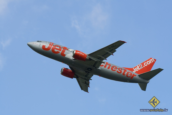 Boeing 737-330