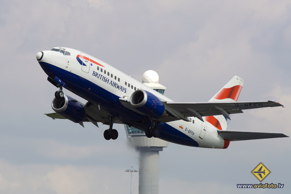 Boeing 737-5H6