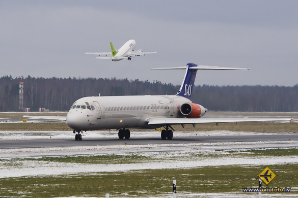 McDonnell Douglas MD-81 (DC-9-81)