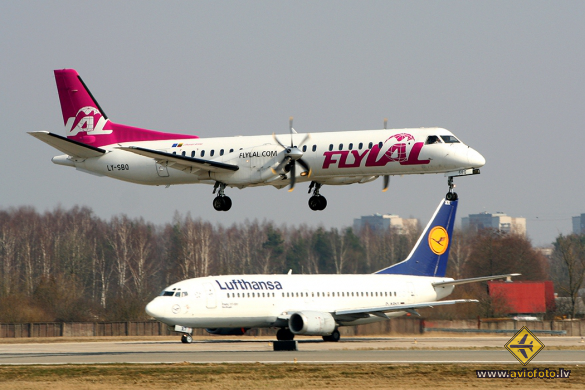 Saab 2000