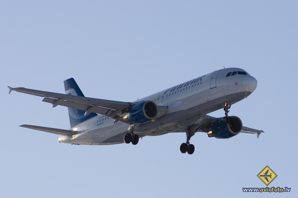 Airbus A320-214