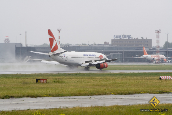 Boeing 737-55S