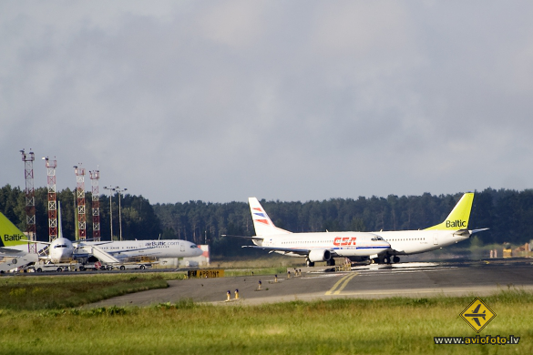 Boeing 737-55S