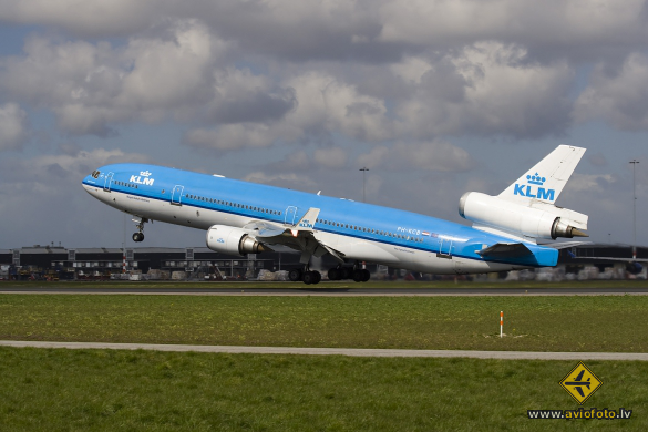 McDonnell Douglas MD-11