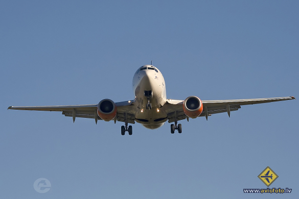 Boeing 737-683