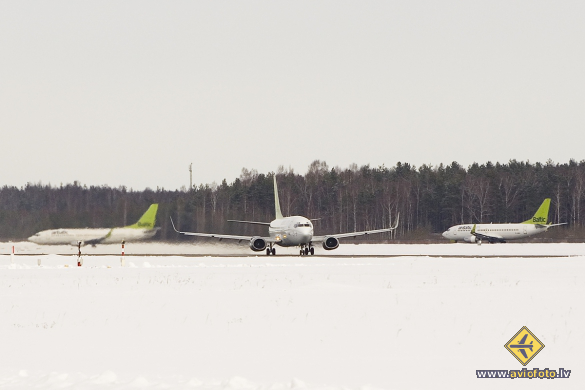 Boeing 737-36Q