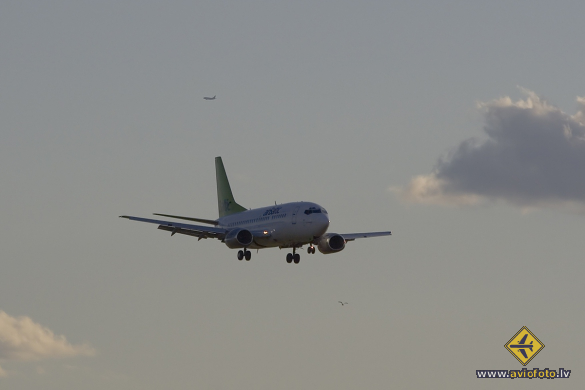 Boeing 737-522
