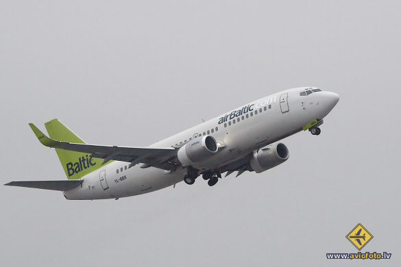 Boeing 737-36Q