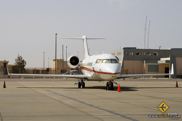 Bombardier Challenger 604 (CL-600-2B16)