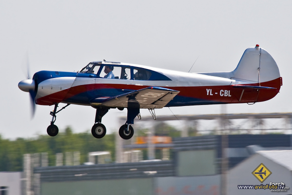 Yakovlev Yak-18T